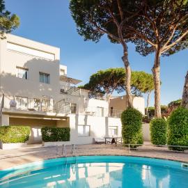 Apartamentos Porta Coeli, hotell i Castelldefels