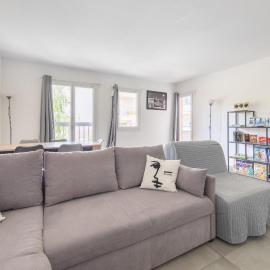 Appartement proche Disneyland & Paris - 20 minutes - proche gare RER, hotel in Noisiel