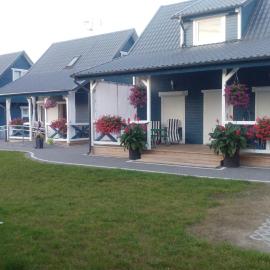 Niebieskie Domki, hotel in Sasino