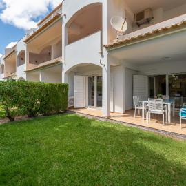 Apartamento Pine by Algarve Holidays, hotel di Roja- Pé
