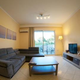 Pine Breeze Apartment