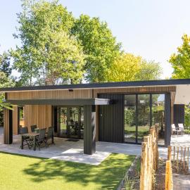 Chalet FoRest Veluwe with private hottub & incl wood!, хотел в Путен