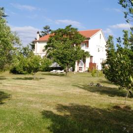 Anica, hotel em Razvala