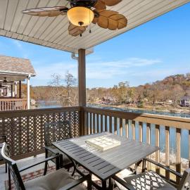 Nautical Nest on Taneycomo