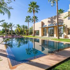VilLA AYDEN