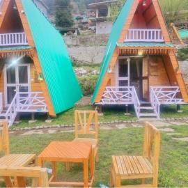 KAIRA HUTs, hotel a Manāli
