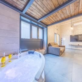 M r Loft apartment esclusivo con vasca idromassaggio