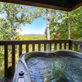 Great View! Pool Table,Hot Tub,Privacy,Fireplace