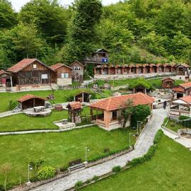 Etno Selo Jasika, hotel in Prizren