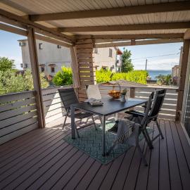 House 4 Mali Nordsee Camp、パコシュタネのホテル