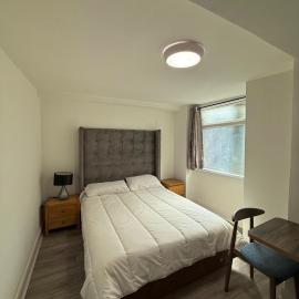 Pera2025, hotel in Feevaghmore