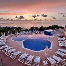 Casa Marzy- Charming Tropea Studio with Pool, Sea & Volcano Views