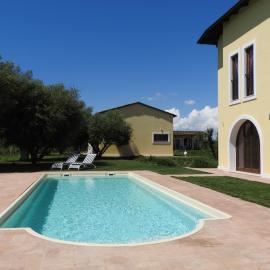 Donna Maria Ludovica, hotel in Pescia Romana
