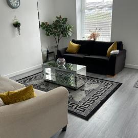Chapel house-M65- Hospital- parking-shops-food-5 beds- sleeps 7, hotel in Nelson