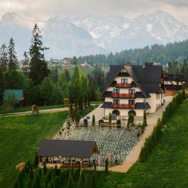 Pensjonat Harmatówka - Blisko basenów termalnych, hotel in Bukowina Tatrzańska