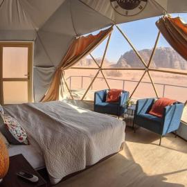 WADI RUM DESERt MOON، فندق في وادي رم