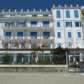 Hotel La Balnearia, hotel en Alassio