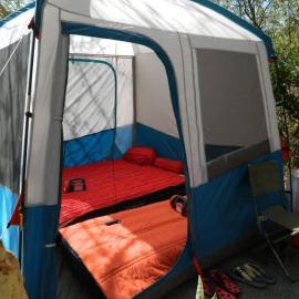 Ilngarooj Trails & Trends Hub, hotel in Ngong