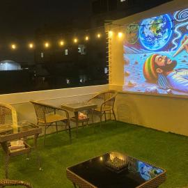 Holy Hostel Sathorn, hotel in Thung Maha Mek