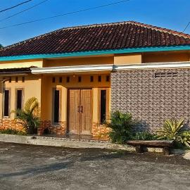 Omah Warih Homestay, hotel v destinácii Wonosari