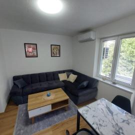Apartman "MEDENI"