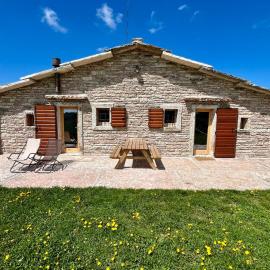 Chalet I Porsili, hotell sihtkohas Erbezzo