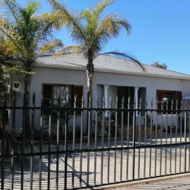 Die Tuis Huis Selfcatering NO LOADSHEDDING