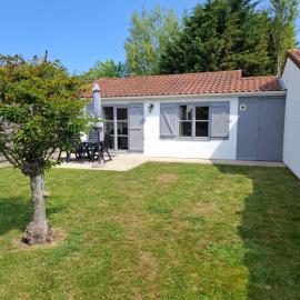 maison de dunes, Hotel in Bredene