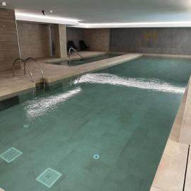 Stylish Apartment with Pool, Spa and Gym, hotel Gibraltárban