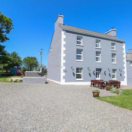 Newton West Farm
