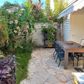 Garden & Terrace Apartment, hotelli kohteessa Noumea