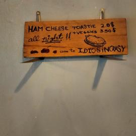 Idiosyncrasy Bar and Hostel