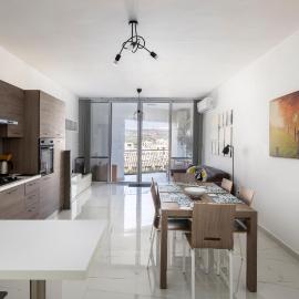 Spacious 3BD Apartment with Country Views & Large Front Terrace with Outside Furniture
