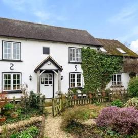 Holdfast Cottage in the heart of The New Forest