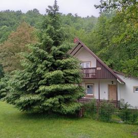 Cabana 2 Râuri, viešbutis mieste Bratca