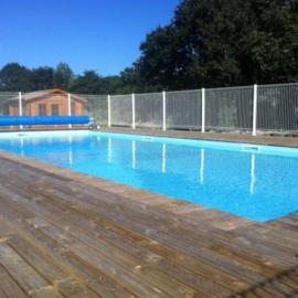 CHALET Les ALGUES, hotelli Lesconilissa