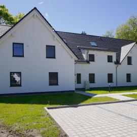 Rex Rugia Haus 17 Wohnung 08, hotel em Lobbe