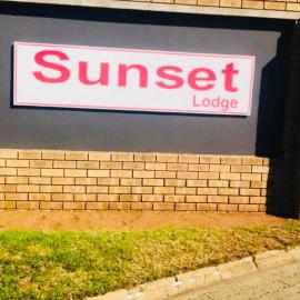 Rekganya Sunset Lodge