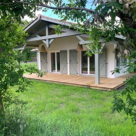 Les Nids de Galleben - La Villa Mimizan, hotel di Liposthey