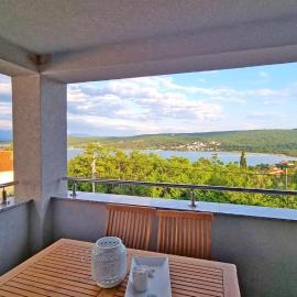 LiLu Apartment, hotel i Čižići