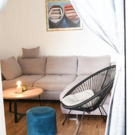 Lavica Mare Retreat - Modern Apartment near Le Meridien Podstrana