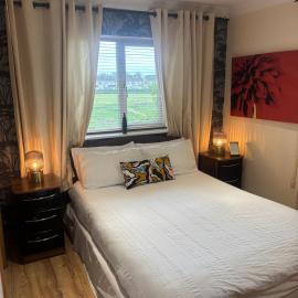 Luxury Home in Dublin WiFi TV B&B Close to City Centre, hotel a Lucan