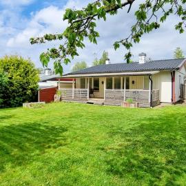 200m to Sweden's Largest Lake - 3BR House & BBQ, hotel v destinácii Otterbäcken