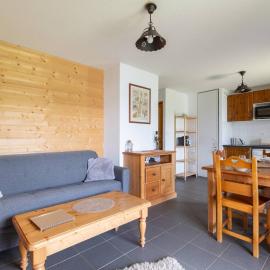 Studio cosy pour 4 près des pistes à Peyragudes - FR-1-695-76, hotel in Gouaux-de-Larboust