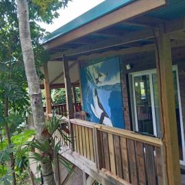 Maison baleine, la pirogue enchantée, hotel en Païta