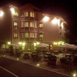 Hotel Mazzoleni, hotel en Roncola