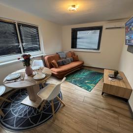 Gemütlicher Bungalow nähe Volksparkstadion, hotel i Hamborg