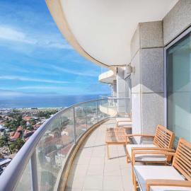 Stylish 3BR Amazing Sea View W Parking by HolyGues