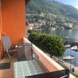 Casa Ulla - in direkter Seelage - fantastischer Ausblick, hotel in Gravedona