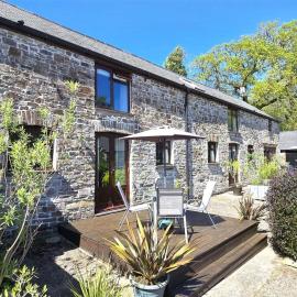 Petrock Holiday Cottages, hotel in Newton Saint Petrock